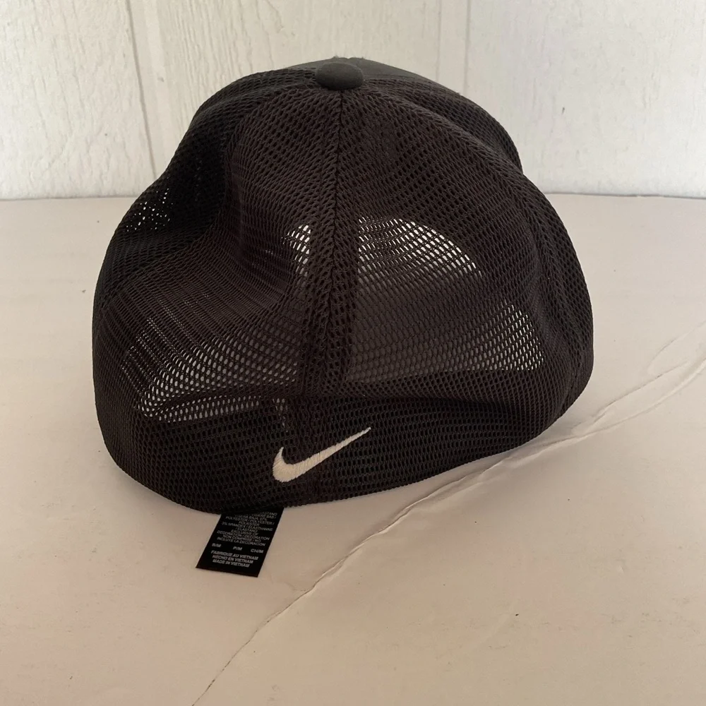 Tiger Woods Nike Golf Black Baseball Hat
